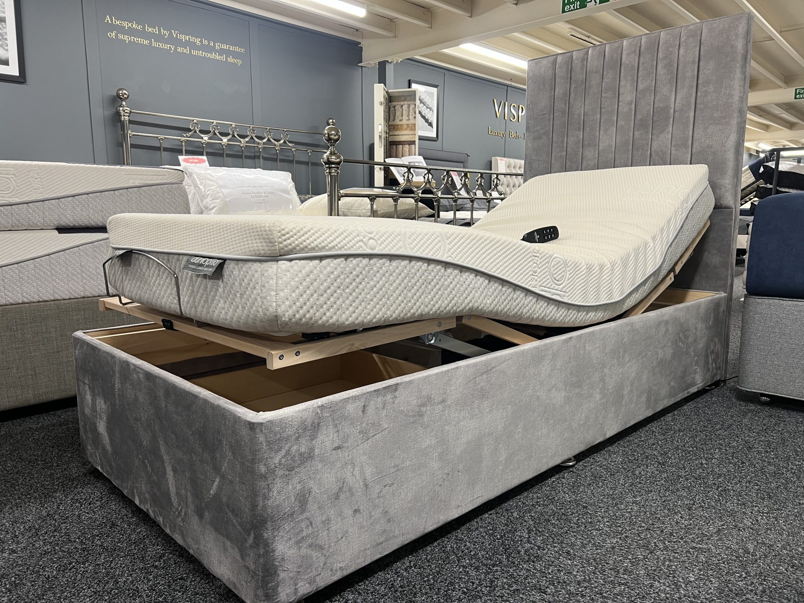 Dunlopillo Firmrest 2’6 Latex Mattress On Electric Adjustable Bed