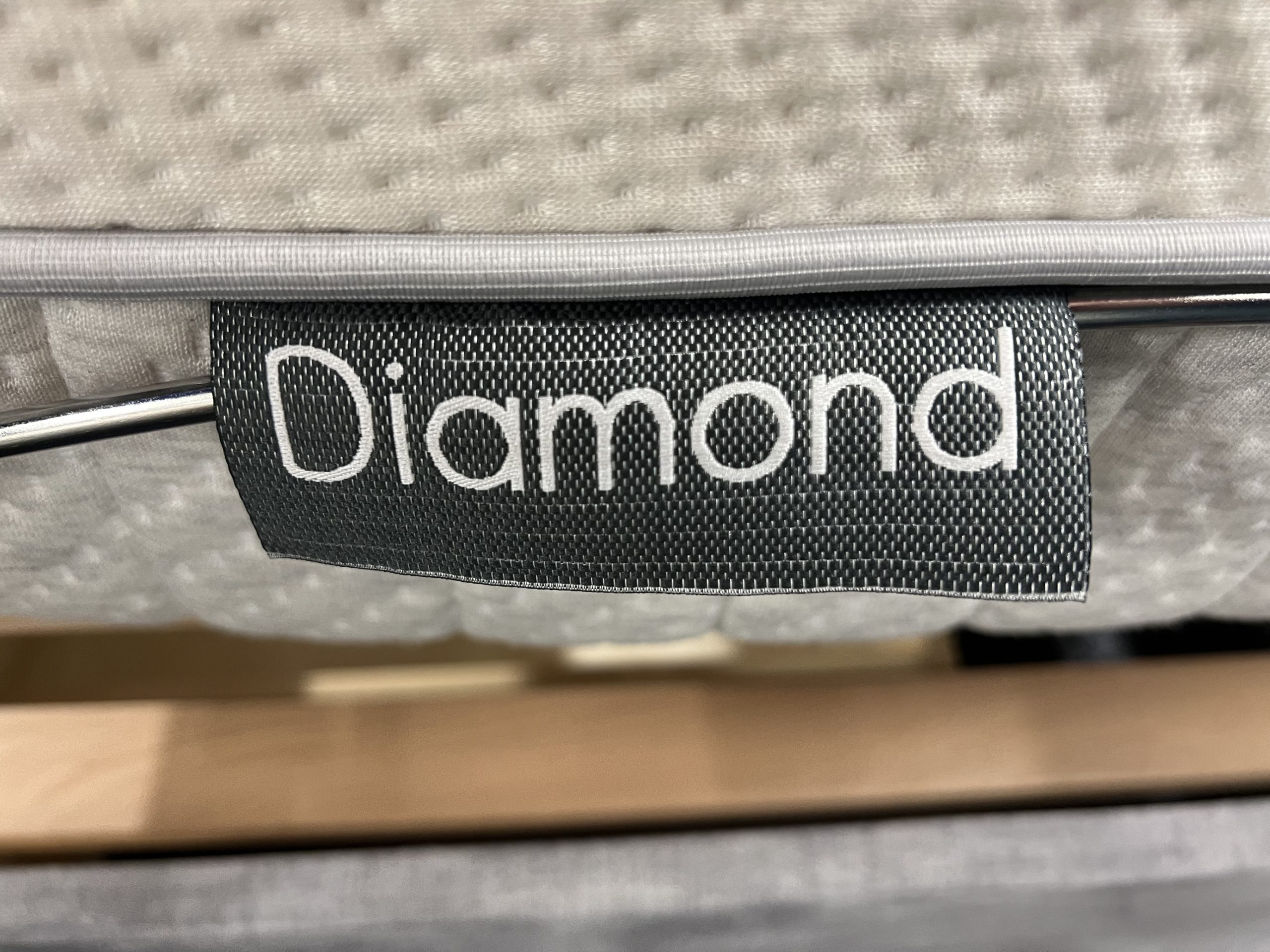 Dunlopillo Diamond 2’6 Latex Mattress On Electric Adjustable Bed