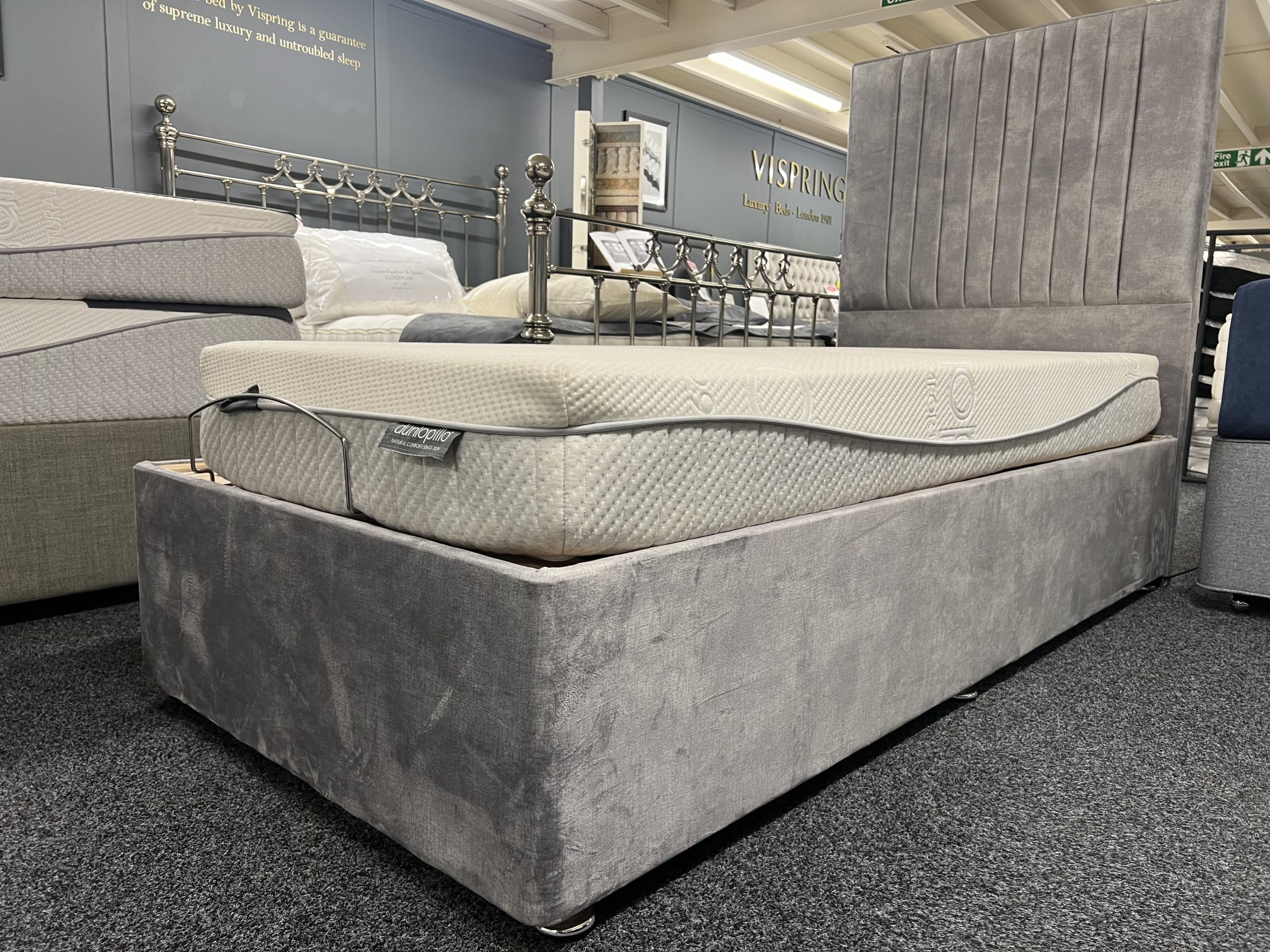 Dunlopillo Firmrest 2’6 Latex Mattress On Electric Adjustable Bed